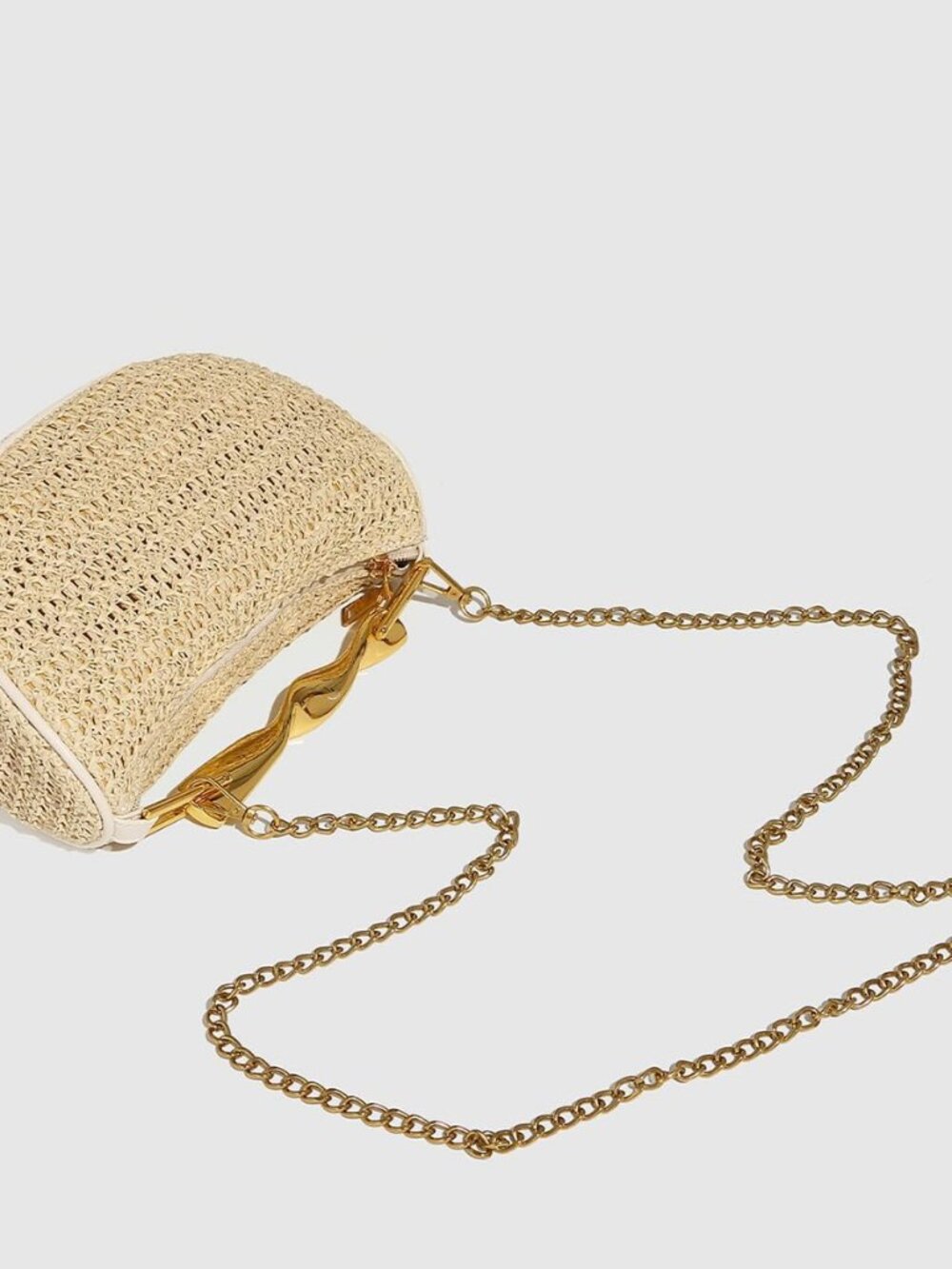 Mini Handmade Straw Crossbody Bags for Women Summer Beach Satchel Purse Fashion - Picture 4 of 6